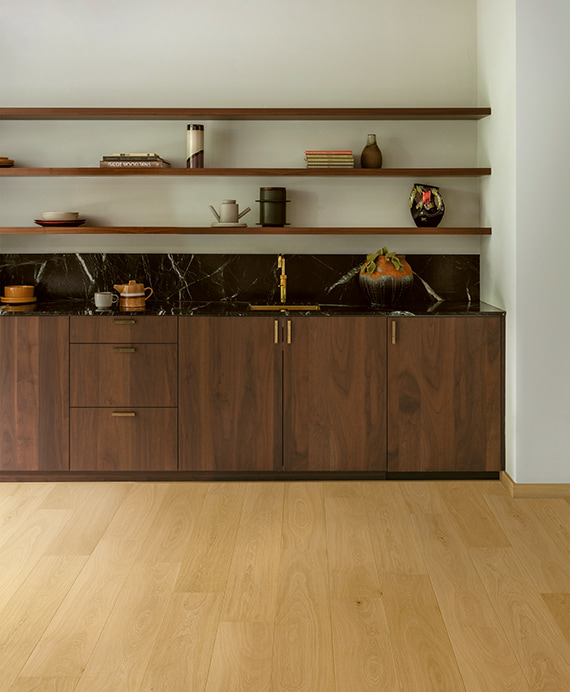 クイックステップ寄木張りフローリング、キッチンに最適な床